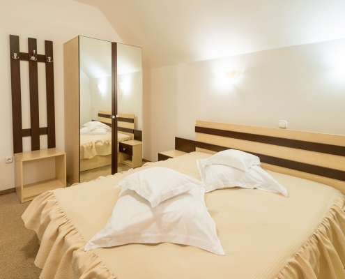 Apartament 2-7