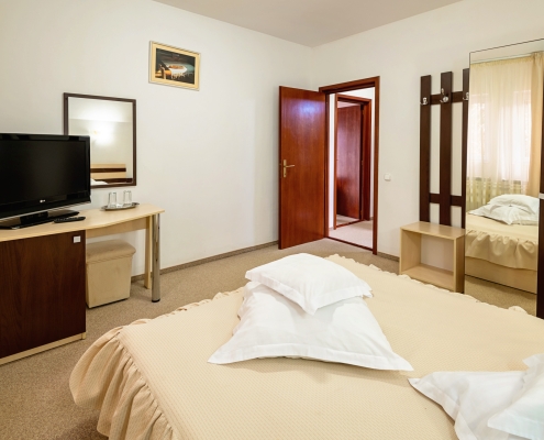 Apartament 2-8